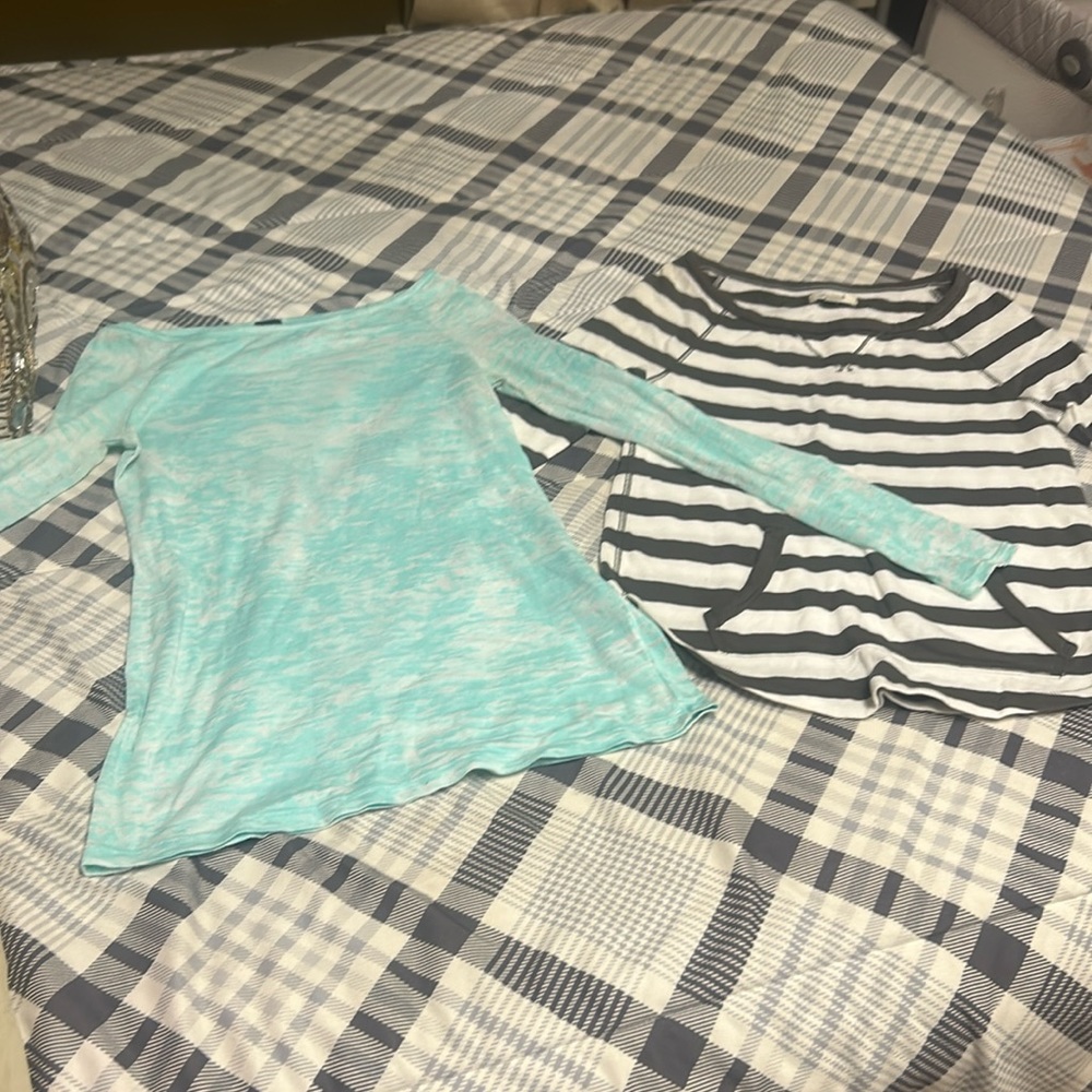 2 xsmall women’s shirts